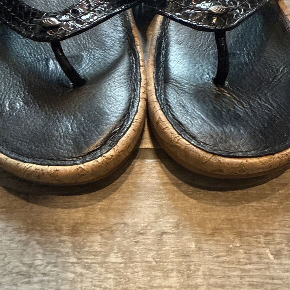 Nurture Laguna Leather Flip Flops Thong Sandals Size 7.5 Black Snakeskin Comfy - Picture 4 of 8